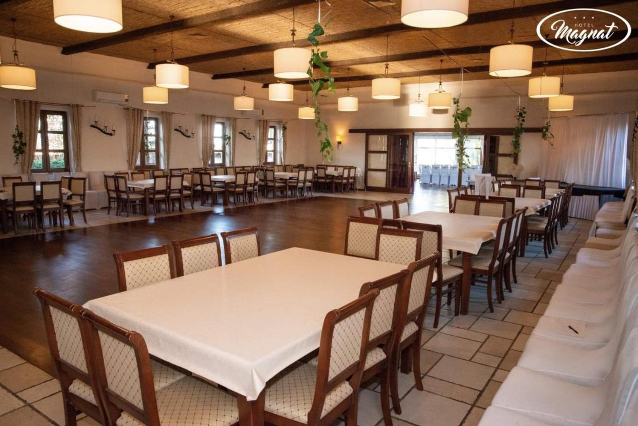 Hotel Magnat Słupca 외부 사진