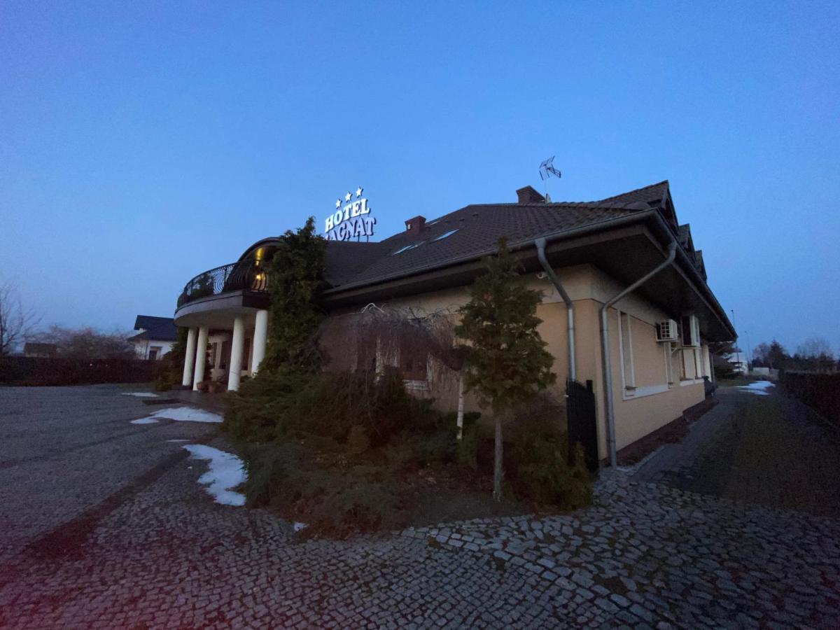 Hotel Magnat Słupca 외부 사진