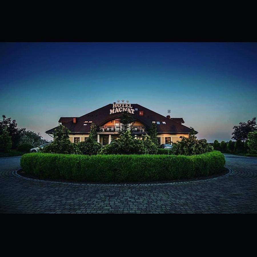 Hotel Magnat Słupca 외부 사진